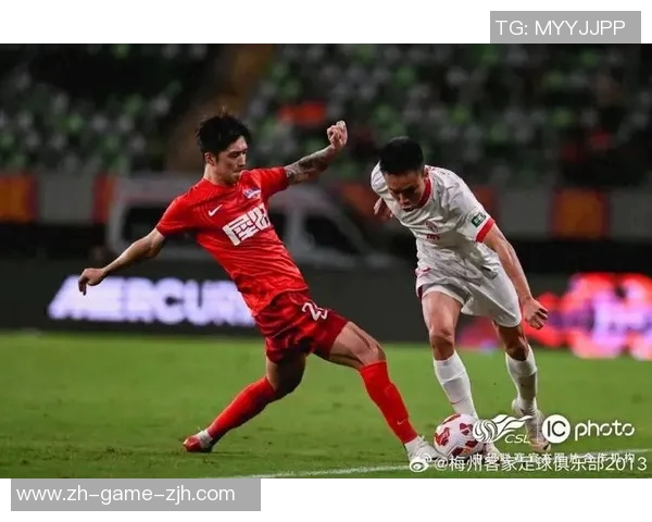 上海申花迎战慰山现代期待精彩对决双方球员状态回暖争取胜利的关键时刻