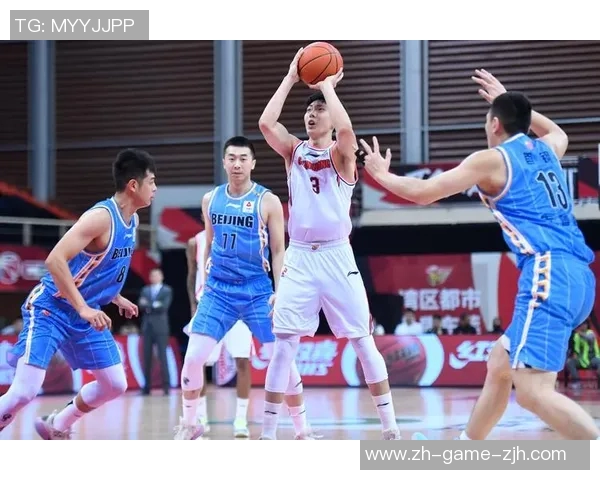 广东东莞大益队迎战北京队全力争胜展现篮球风采